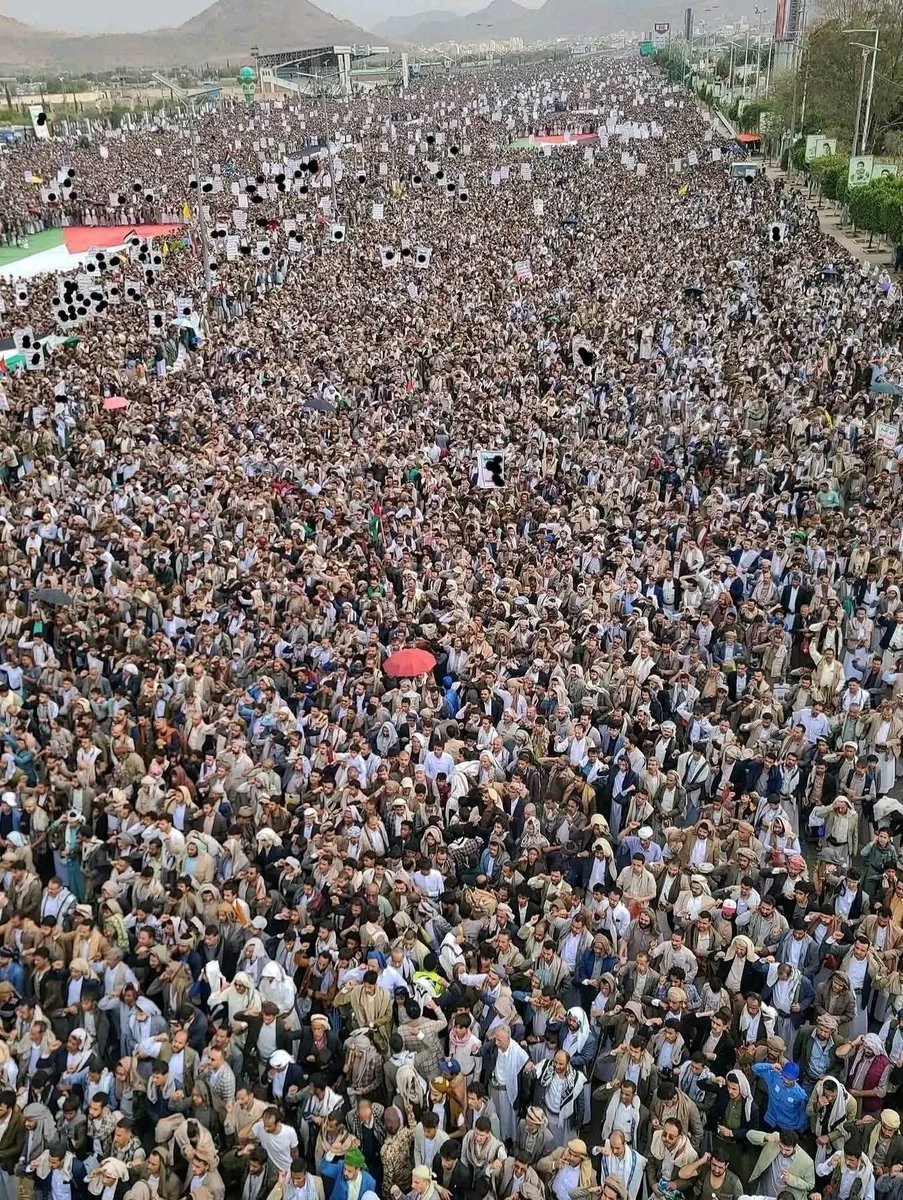 يا أحفـ.ـاد الأنصـ.ـار من قصّر عن ميـ.ـادين النُصـ.ـرة اليوم ، فبأي وجهٍ يقف غداً أمـ.ـام الله ؟

الله الله في الحضـ.ـور ولا عـ.ـذر للجميع أمـ.ـام الله ..

#انفروا_خفافاً_وثقالا
#غزه_تموت_جوعاً