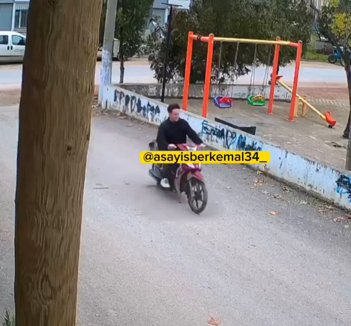 Mahalle arasında ön kaldıran motorcuya bile 5 yıl ceza aldıran o etiket