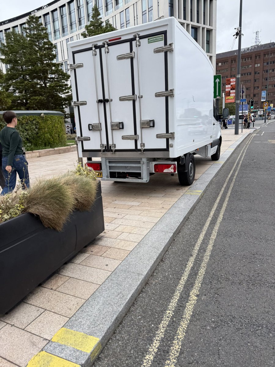 Strand planters desperately need a reshuffle.