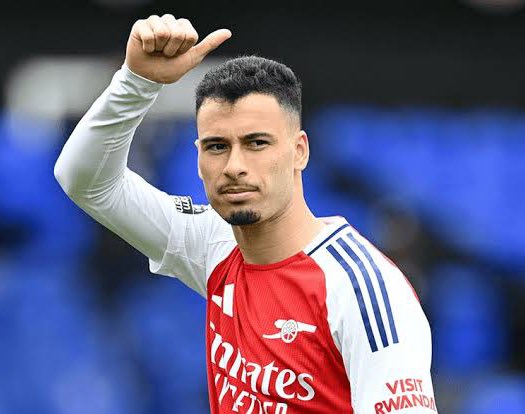 🚨𝐁𝐑𝐄𝐀𝐊𝐈𝐍𝐆 🧨

Arsenal have told all interested clubs that Gabriel Martinelli is NOT for sale under any circumstances🚫

[<a href="/JacobsBen/">Ben Jacobs</a>]