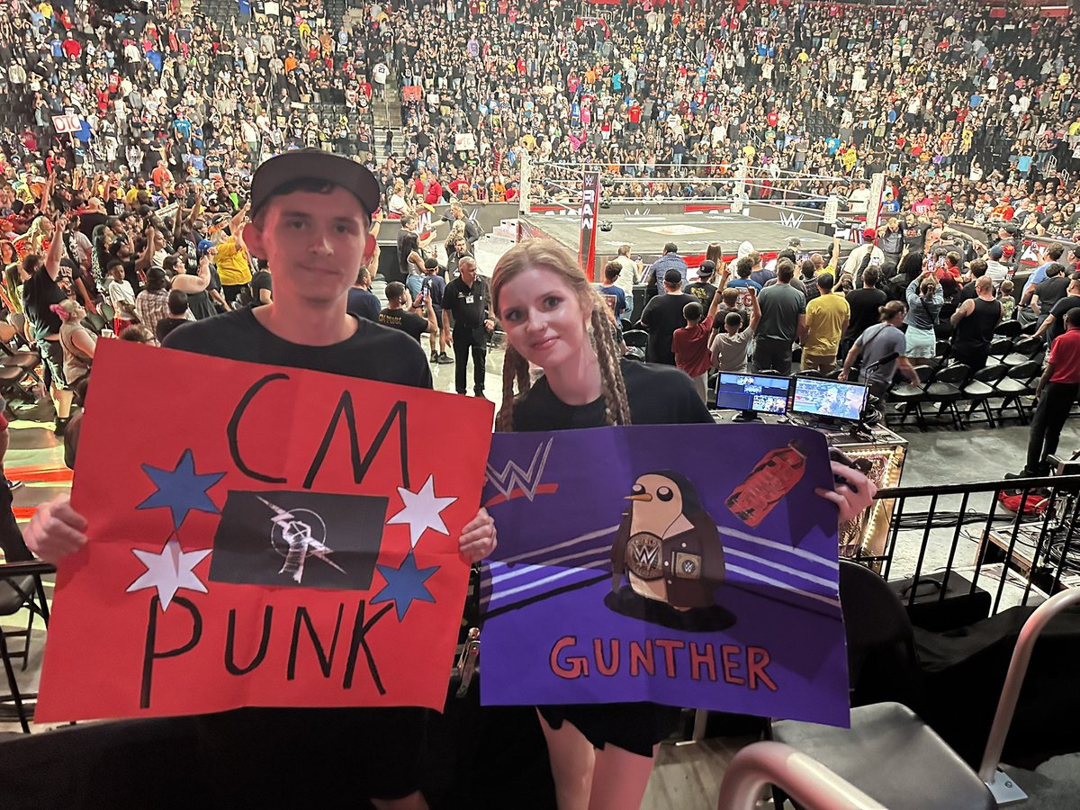 JulianRigsby_'s tweet photo. Finally was able to take my girlfriend to @WWE Raw, we had an absolute blast and we can’t wait for the next one 🤙🏻
I printed out a coloring sheet of us at the show 😂 https://t.co/jQDlvoDoQd