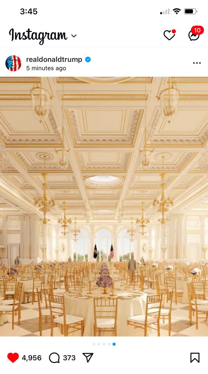 rattletrap1776's tweet image. Maybe it’ll have 17 Chandeliers like the Mar-a-lago Ball Room too 🤭 #AskMeHowIKnow 🇺🇸