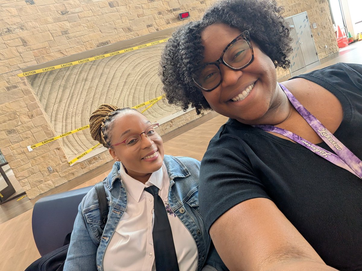 MissJ_ACE's tweet photo. What a jam-packed first day back!!!! I am stoked to be with this new flock of #ACEMates! π§‘π #GrowthWINS @HumbleISD_ACE https://t.co/xpuQPt8nNS