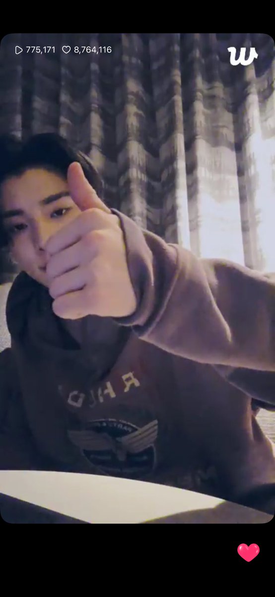 انا مبسوط وخلاص مو لازم احد ينبسط معي المهم انبسط لحالي