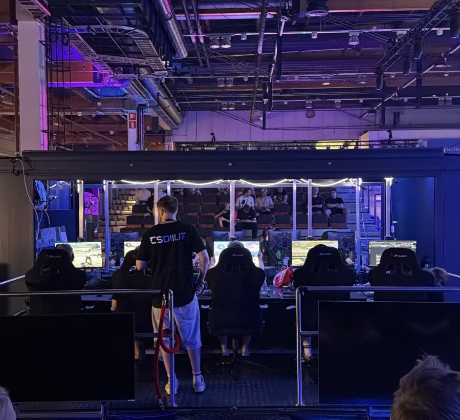 CSDIILIT (@csdiilit) on Twitter photo Ei kaatunut puu tÀllÀ kertaa.
GG <a href="/HAVUgaming/">HAVU</a> đČ
Kausi jatkuu!
Kiitos myös <a href="/LastOnlineFI/">LastOnline</a> & <a href="/assemblyparty/">Assembly Party</a> Ei kaatunut puu tÀllÀ kertaa.
GG <a href="/HAVUgaming/">HAVU</a> đČ
Kausi jatkuu!
Kiitos myös <a href="/LastOnlineFI/">LastOnline</a> & <a href="/assemblyparty/">Assembly Party</a>
