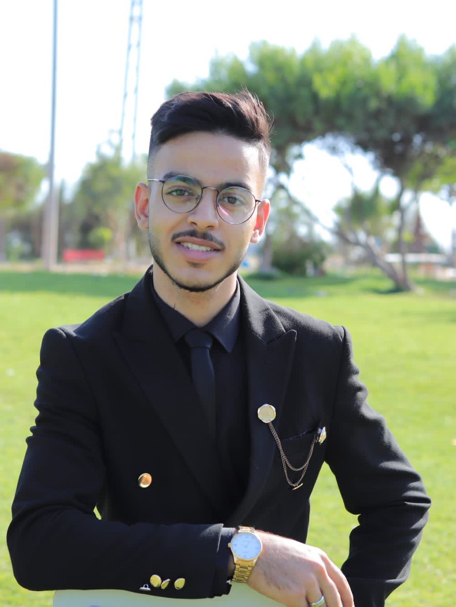 عهداً أن لا أنساكم 
عام على ارتقاء أحبتي 
عام على الاصطفاء ي حبايب روحي
رحم الله من غيب الموت ضحكاتهم
رحم الله من اشتاقت عيوني لرؤيتهم
دعواتكم لإخواني بالرحمة❤️