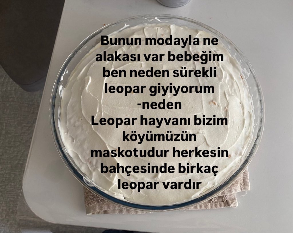 Etinden sütünden yününden faydalanırız eee benim büyük büyük atalarımın böyle leopar çiftlikleri bile varmış BEN BU YÜZDEN LEOPAR TAKINTILIYIM