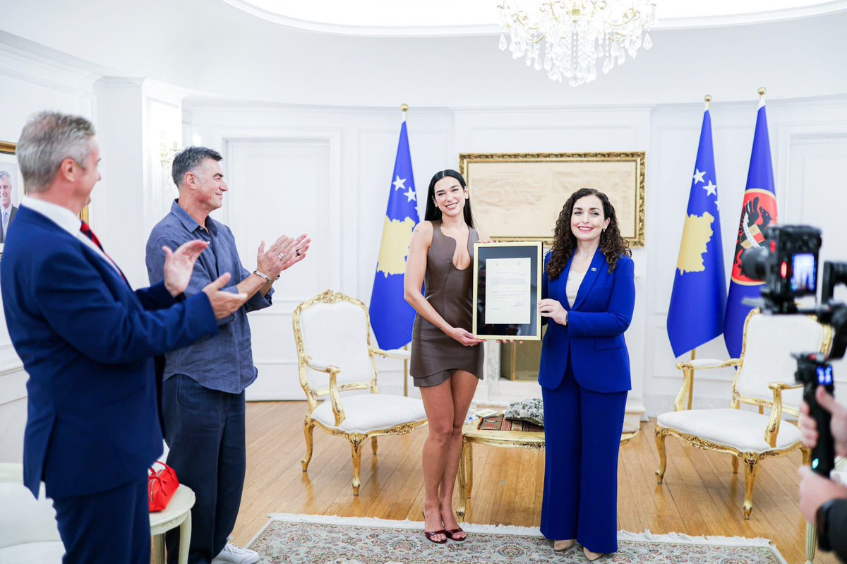 Welcome back home, Dua!

Today, by presidential decree, I had the honor of granting the citizenship of the Republic of Kosovo to one of the most iconic cultural figures in our country’s history, <a href="/DUALIPA/">DUA LIPA</a>.

Dua and Kosovo have always been inseparable. From the world’s biggest