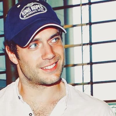 Henry Cavill 😍