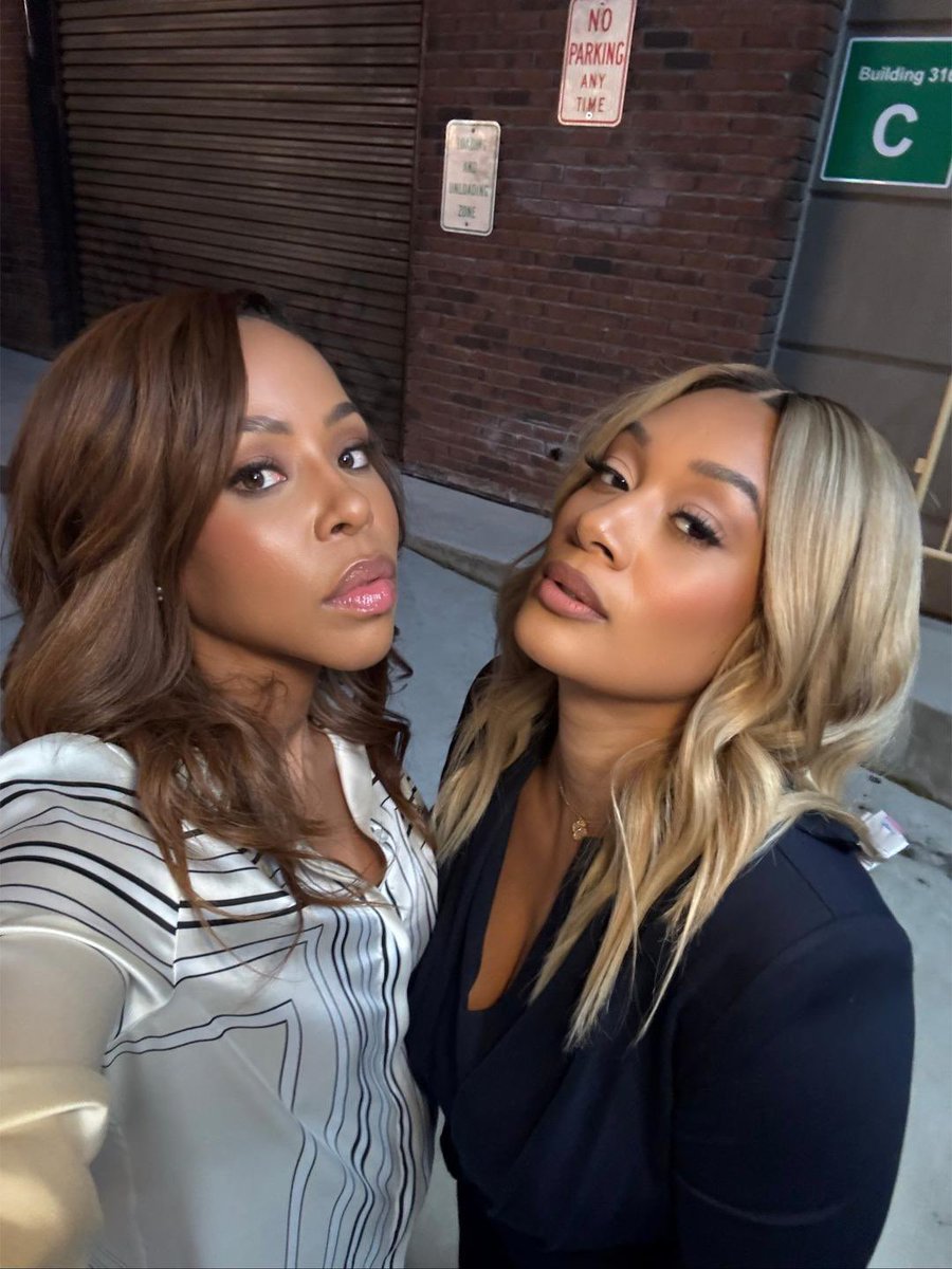 luv4_zatima's tweet photo. yesss I love me some fandi πβ¨π€€β¨#luvcrystalrenee #Kjsmith #season9 #BTS #SistasOnBET #ZatimaOnBETPlus https://t.co/1We95rkano