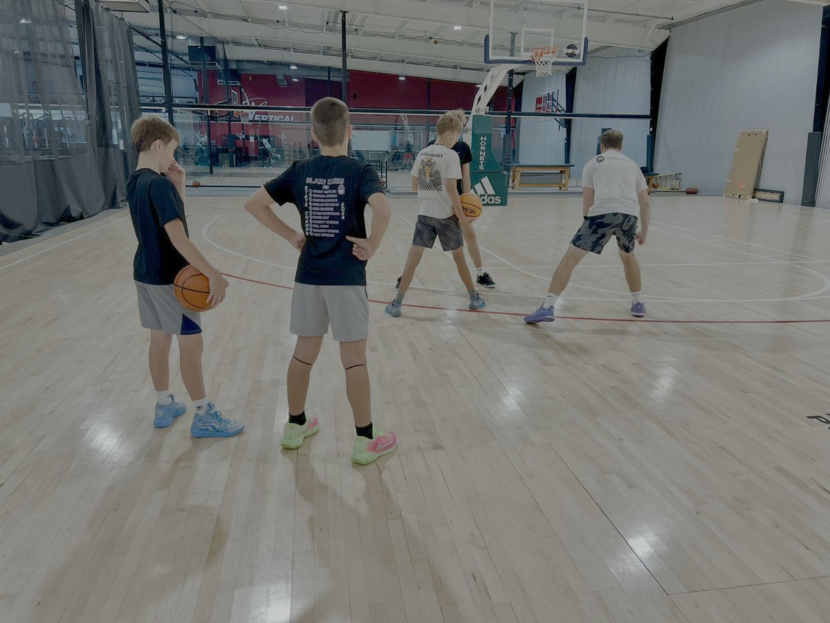 Pour into the next generation — not just with skills, but with belief, discipline, and building great habits. The game gets better when we build players AND people. 🏀💯 #LeadTheWay #GrowTheGame