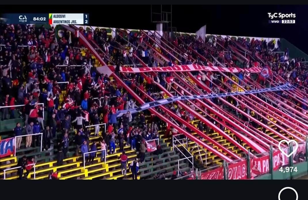 Jajajajjajajajajaj y estos tipos se comparan con velez jajajajajaja no tienen chance bichito homosexual <a href="/AAAJoficial/">Argentinos Juniors</a>  #CopaArgentina  #tycsports