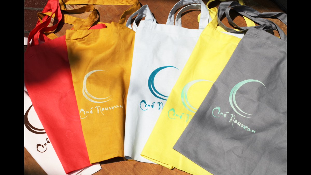 🌜シネ・ヌーヴォオリジナルグッズ「CNシリーズ」販売スタート！
🌜Tシャツ、トートバッグ、巾着、ポーチ、ハンカチ、ノート、コースター
🌜すべてスタッフ手刷りのシルク印刷、1点ものです。完璧に刷れたものもあれば、にじみやかすれがあるものもあります。お気に入りの1点を探してみてくださいね。