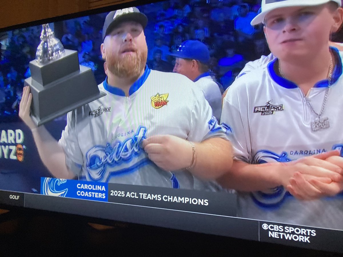 groovytrainman's tweet image. Feels great to have the first sports team you root for win a championship (besides horrnets summer league ofc). 

Feels better when it’s against a 9 year old lefty “prodigy” named Cash with dual earrings and stars shaved in the back of his dome piece