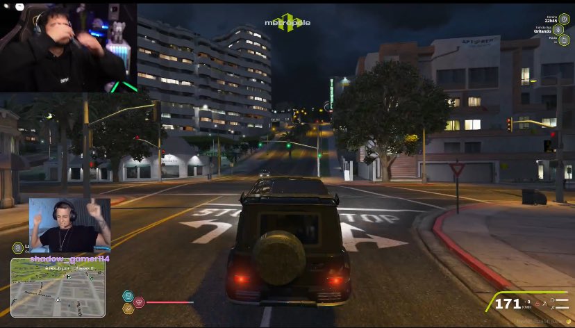 becaxis_'s tweet image. Q sdds eu tava do trio abc no msm carro juntos!!🥺🫶🏼