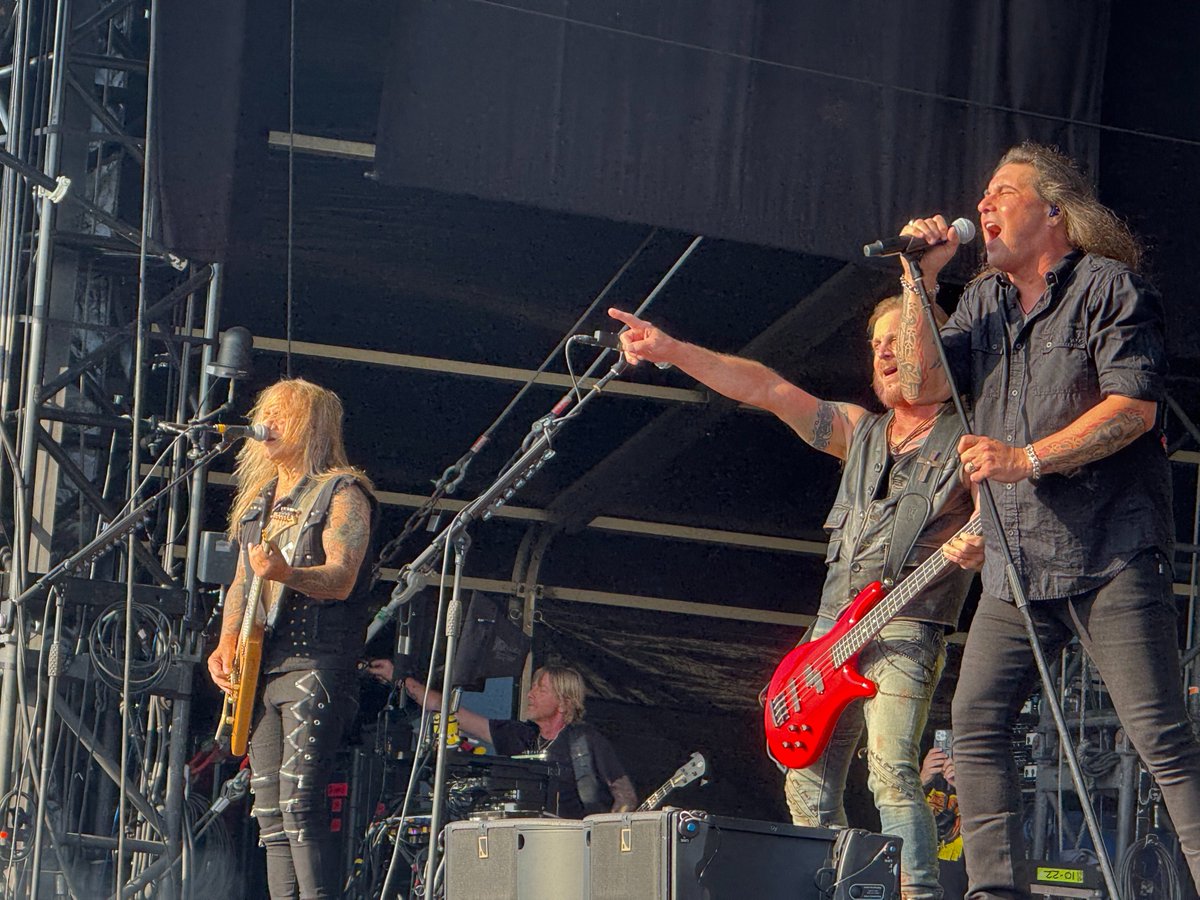 Maple Metal Records tweet media