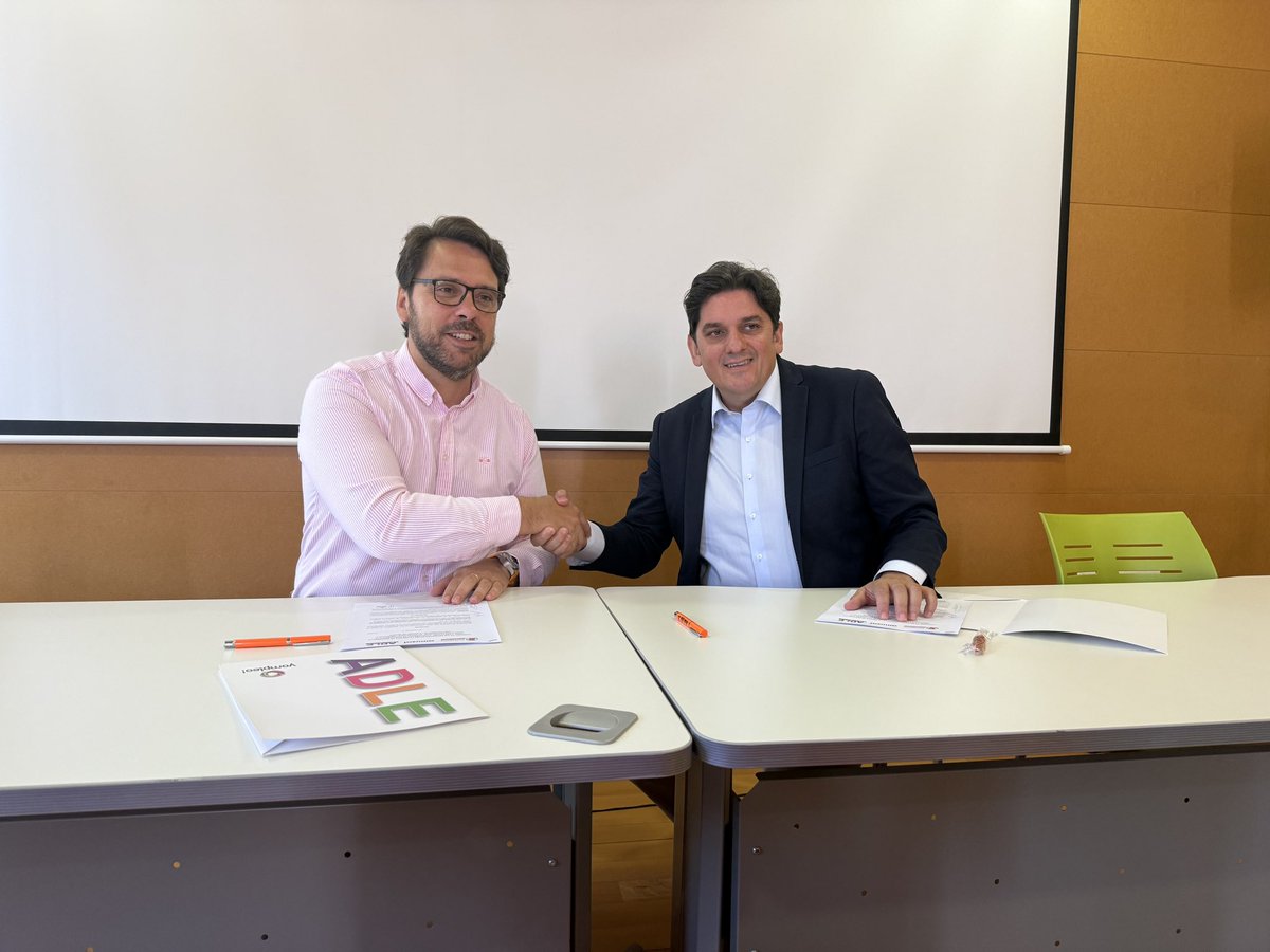 amusal (@amusal) on Twitter photo El <a href="/AytoCartagenaES/">Ayuntamiento de Cartagena</a> y amusal han firmado un convenio para impulsar las Sociedades Laborales como modelo de empresa participativa, sostenible y generadora de empleo en Cartagena. amusal.es/noticias El <a href="/AytoCartagenaES/">Ayuntamiento de Cartagena</a> y amusal han firmado un convenio para impulsar las Sociedades Laborales como modelo de empresa participativa, sostenible y generadora de empleo en Cartagena. amusal.es/noticias