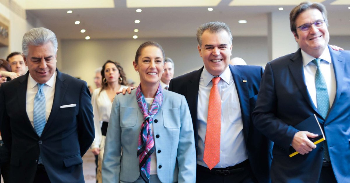 🇲🇽🇺🇸 Aplazan 90 días los aranceles México-EU

📉 Empresarios celebran, pero alertan: la incertidumbre persiste y se frenan inversiones.

🧩 ¿Y ahora qué sigue? 👇

🔗 lc.cx/9hiNwq