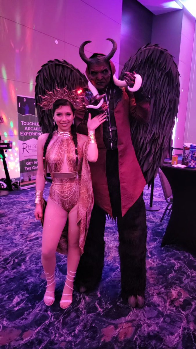 DannySoliz's tweet image. We won the "Scariest Costume" at the Texas Haunters Convention last weekend. 
Veronica hand made my wings and I took a stilt walking class at Stiltbeast Studios a couple weeks ago.
#texashauntersconvention