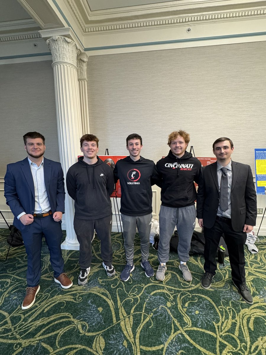 Red & Black Ops tweet media