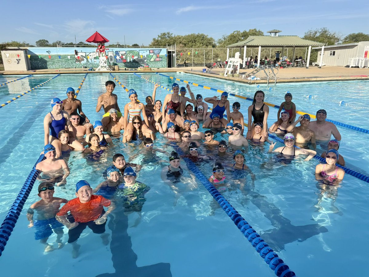 Shout out to our Clemens &amp; Steele Aquatics athletes for helping run a great camp this week! <a href="/ClemensAquatics/">Clemens Aquatics</a> <a href="/Steele78108/">Steele High School</a>