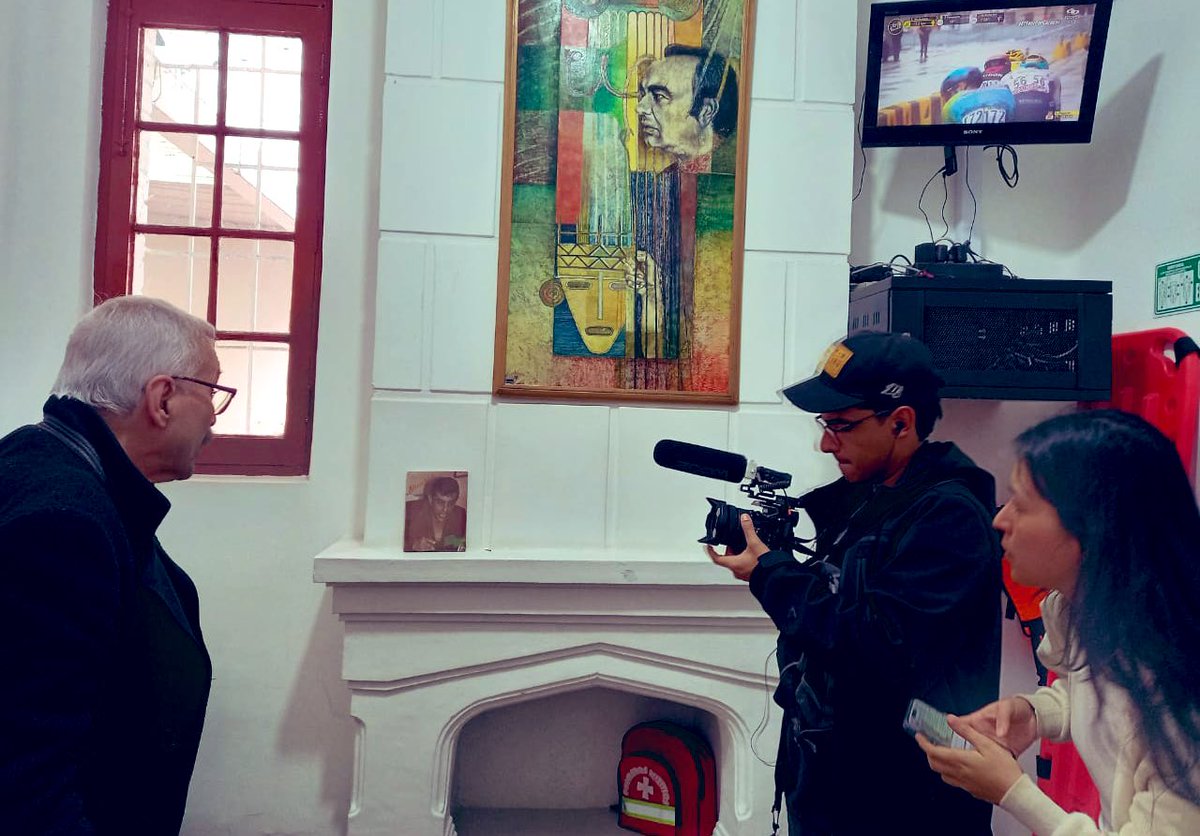 Acompañamos al equipo de trabajo que pretende rescatar la Memoria del mártir Comunista Gabriel Jaime Santamaría. Con <a href="/mincultura/">MinCultura Colombia</a>, en cumplimiento de las medidas de Reparación Simbólica, visitamos lugares históricos documentando lo destacado de su papel en la construcción de país.