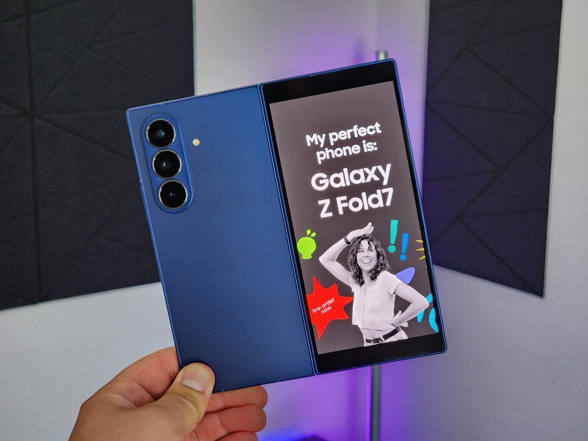 Which phone is right for you? The #GalaxyZFold7 or #GalaxyZFlip7 ??
You can check it out here: smsng.us/GalaxyZFold7

#SamsungPartner #ThisorThat <a href="/SamsungMobileUS/">Samsung Mobile US</a>