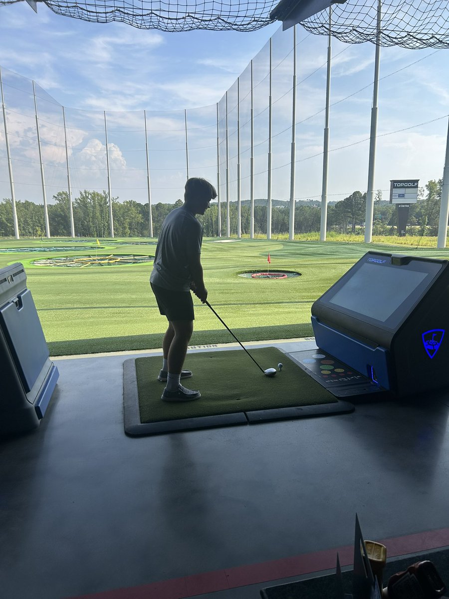 Mayflower Football tweet media