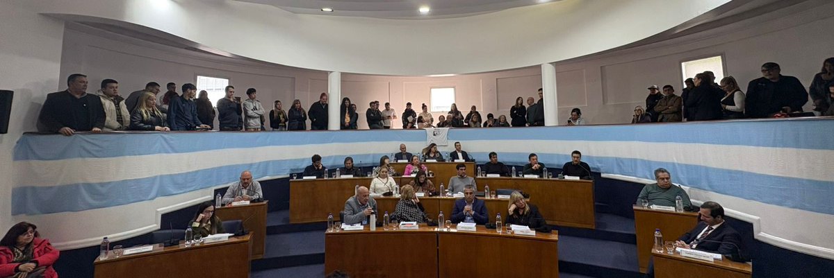 El Concejo Deliberante de Lomas de Zamora llevó a cabo la quinta sesión ordinaria del año, en la cual se trataron diversas iniciativas. 

Enterate de todas las novedades en la página web del HCD: concejoldez.gob.ar

#ElConcejoCerca