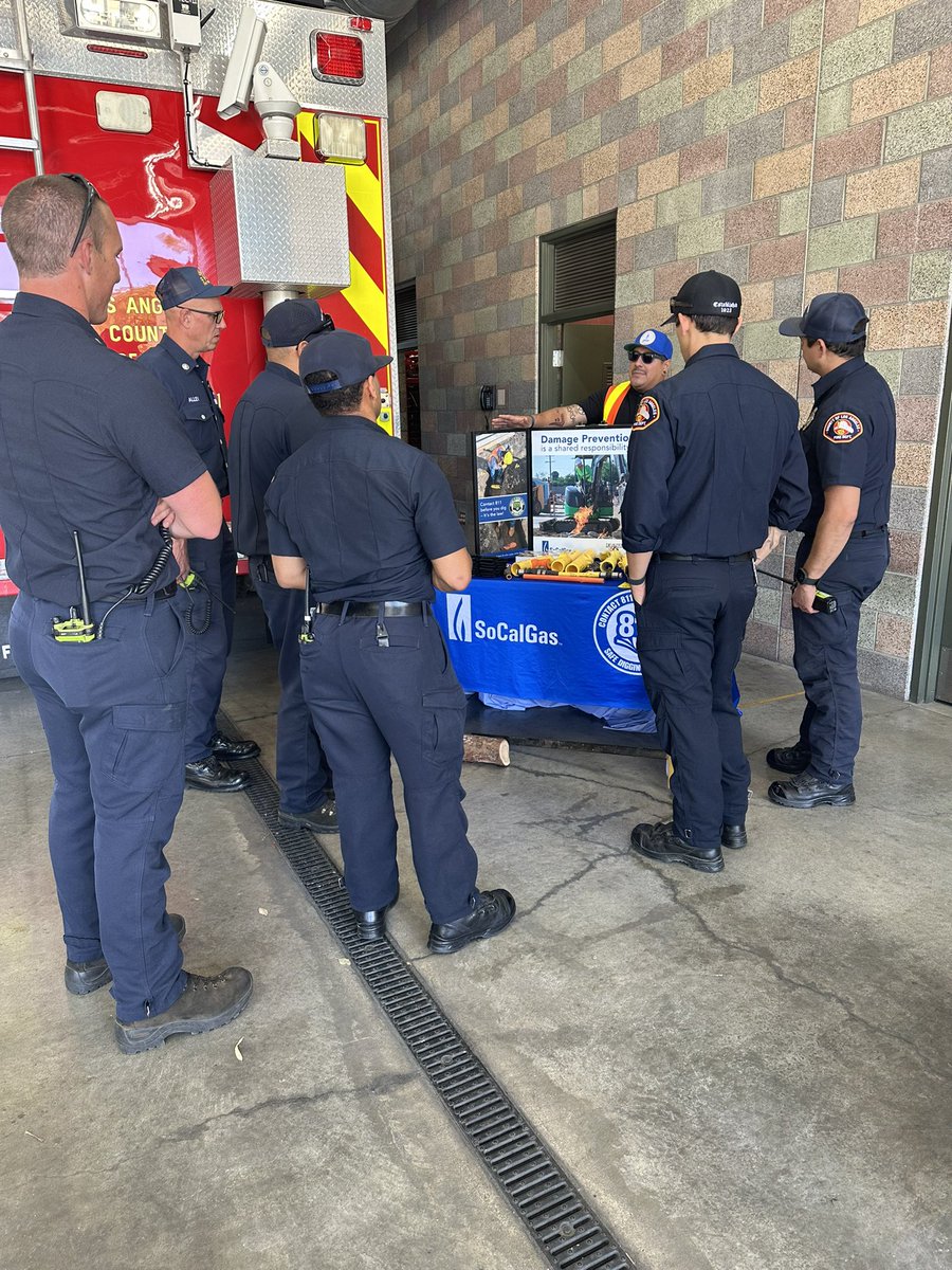 MarisolSocalGas's tweet photo. Last week, @SoCalGas Valencia District visited our local LA County Fire Station for our annual natural gas safety training in Santa Clarita. We appreciate the continued collaboration with our first responders who work tirelessly to keep our communities safe! https://t.co/GXGmKRe9Hl