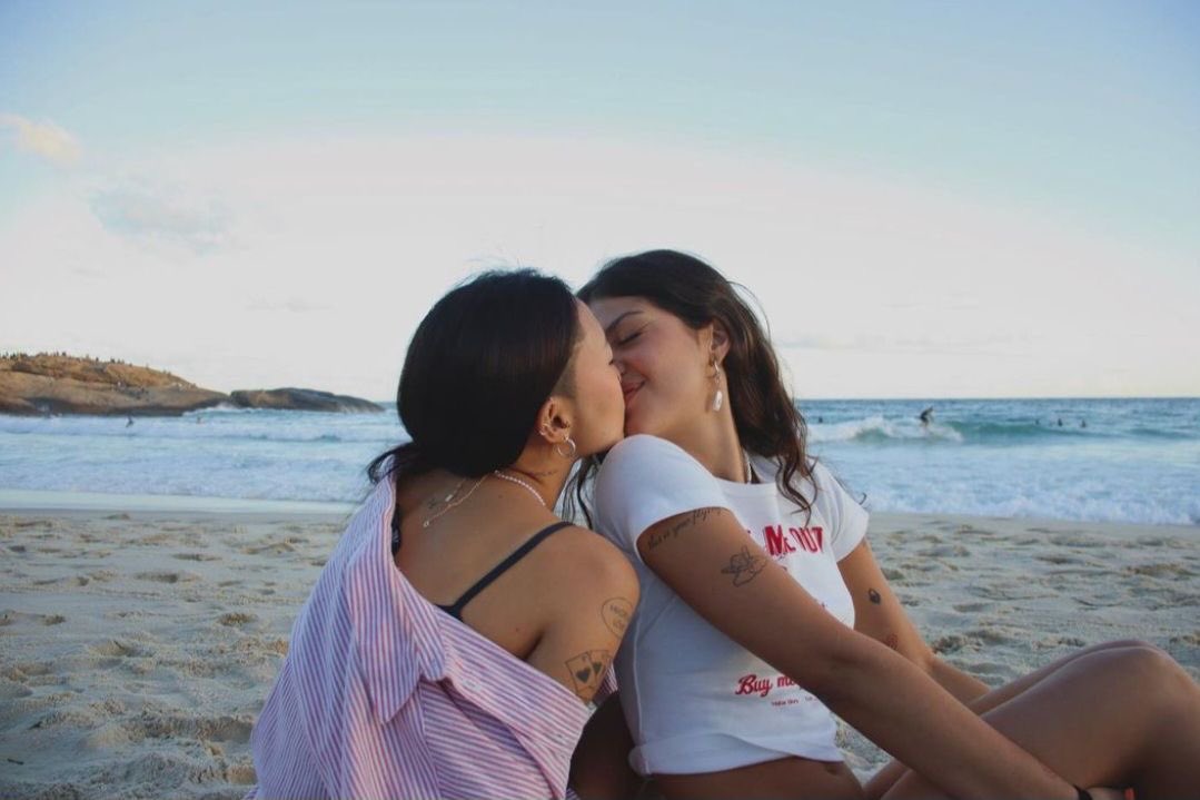 rvvnsmnia's tweet image. 0035 national gf’s day