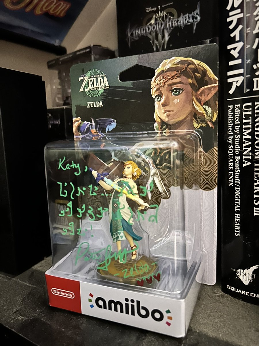 IcyDevotion88's tweet photo. @littlebirdzelda Look who I met last weekend…. 😁 https://t.co/j4slbR6MnU