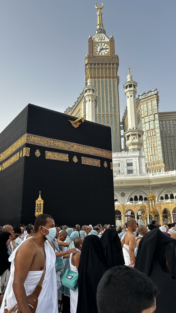 "طاب اللُّقى وقَرة العين وأرتوَى القلب"

الحمدلله ع التمام ثم الحمدلله ع لذّة الشعور
اللهُّم اجعلها عمرة مقبولة وسعيًا مشكورًا
وذنبًا مغفورًا و دعاء مُستجابًا  ..❣️