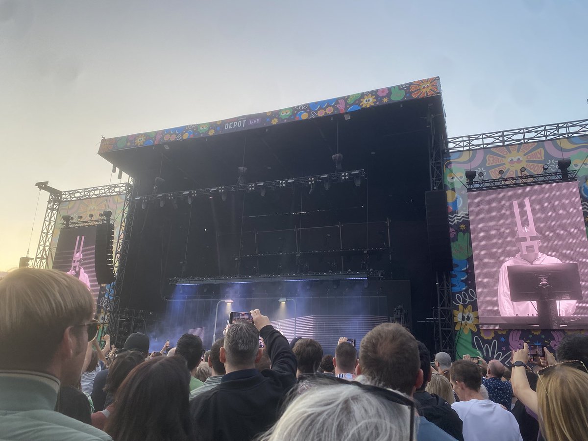 Pip O'Shea (@piposhea) on Twitter photo Finally saw Pet Shop Boys again after 33 years! 😯 Sounded amazing - loved it. Perfect night for a gig at Cardiff Castle as well 😎 #PetShopBoys #cardiffcastle <a href="/petshopboys/">Pet Shop Boys</a> Finally saw Pet Shop Boys again after 33 years! 😯 Sounded amazing - loved it. Perfect night for a gig at Cardiff Castle as well 😎 #PetShopBoys #cardiffcastle <a href="/petshopboys/">Pet Shop Boys</a>