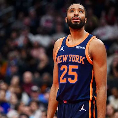 ✅ MIKAL BRIDGES renueva con los NEW YORK KNICKS y extiende su contrato 4 años más a razón de 150 millones de dólares.

🔚 Queda atado hasta 2030, siendo la última temporada opción del jugador.

💸 El jugador ha perdonado 6 millones de su extensión máxima.

#NewYorkForever
