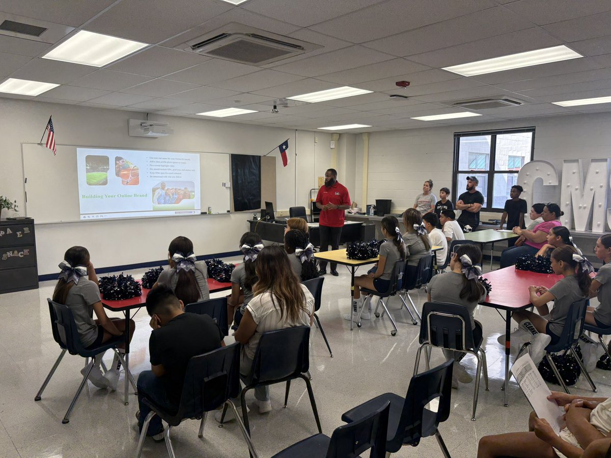 Steven Cordero (@scorde06_clarke) on Twitter photo 🎓🏈🏀
Students at Capt. Walter E. Clarke are getting a head start on their future with a powerful presentation by Mr. Mobley on the ins and outs of college athletics. 💪 Preparing our student-athletes for success—on the field and beyond!
<a href="/WalterEClarkeMS/">Daniela Palmer</a> <a href="/JEstrada_CMS/">Jessica Estrada</a> 🎓🏈🏀
Students at Capt. Walter E. Clarke are getting a head start on their future with a powerful presentation by Mr. Mobley on the ins and outs of college athletics. 💪 Preparing our student-athletes for success—on the field and beyond!
<a href="/WalterEClarkeMS/">Daniela Palmer</a> <a href="/JEstrada_CMS/">Jessica Estrada</a>
