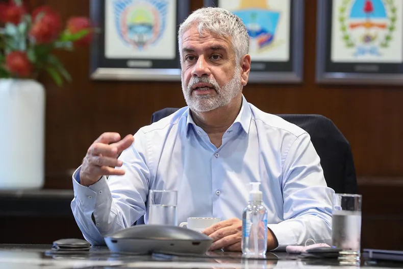 Radio Provincia AM 1270 (@provincia1270) on Twitter photo “No hay dólar que le alcance a Caputo para sostener la especulación financiera que él mismo arma”.
🎙️ <a href="/RobertoFeletti/">Roberto Feletti</a> en #ElRepaso📰
💻provinciaradio.com.ar “No hay dólar que le alcance a Caputo para sostener la especulación financiera que él mismo arma”.
🎙️ <a href="/RobertoFeletti/">Roberto Feletti</a> en #ElRepaso📰
💻provinciaradio.com.ar