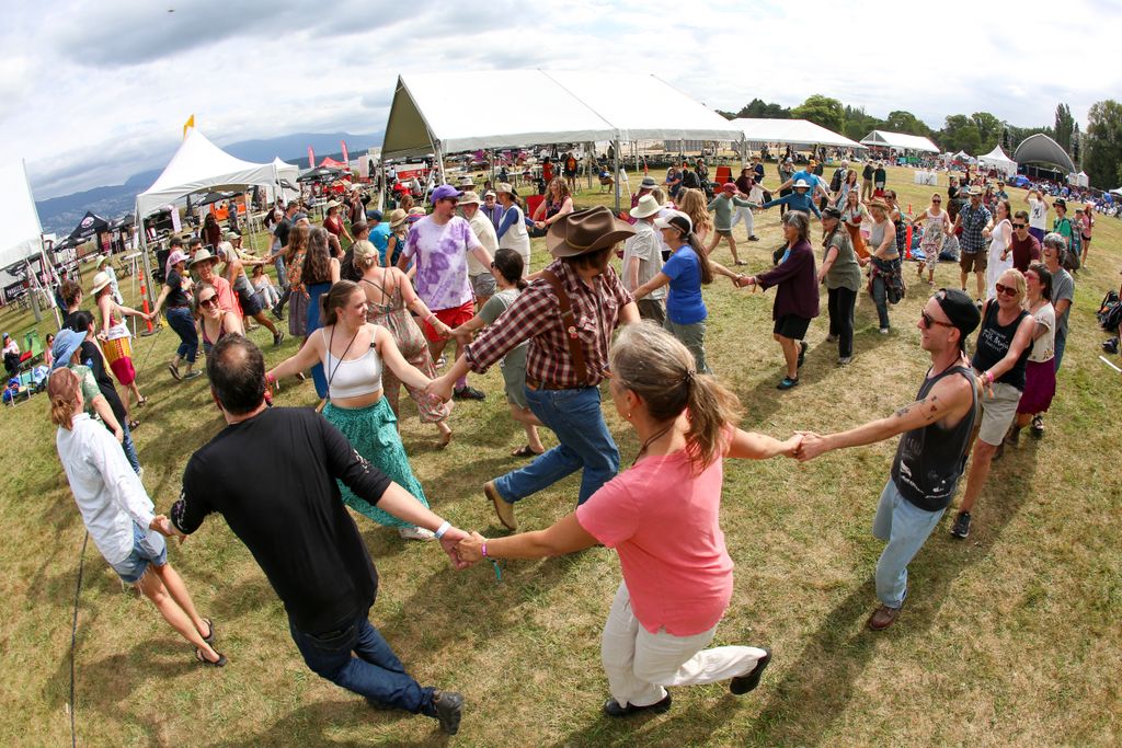 Vancouver Folk Music Festival tweet media
