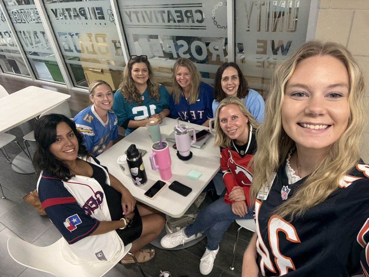 Alexandria Falk tweet media