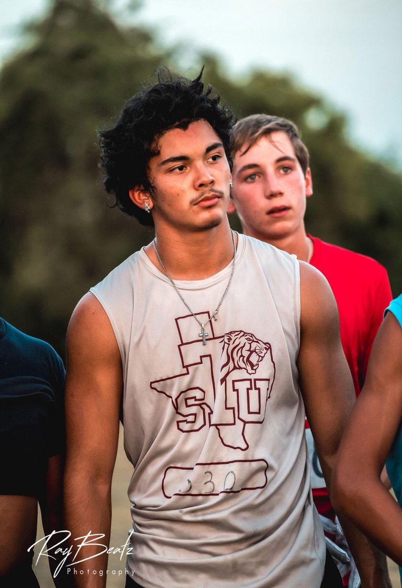 Julian Jovel tweet media