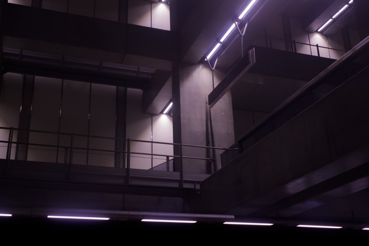 New mint for #photoliminal  community event
Neon Silence
Edition of 15
3.5 $XTZ
Link below
#photography #minimal #tezosart