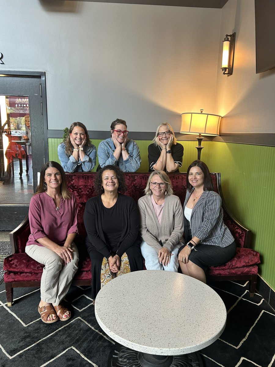 christydavis's tweet image. @MoPrek leaders digging into some learning and prepping for the upcoming #RoyalYear Day 1 of the retreat is complete! #startwiththecrown