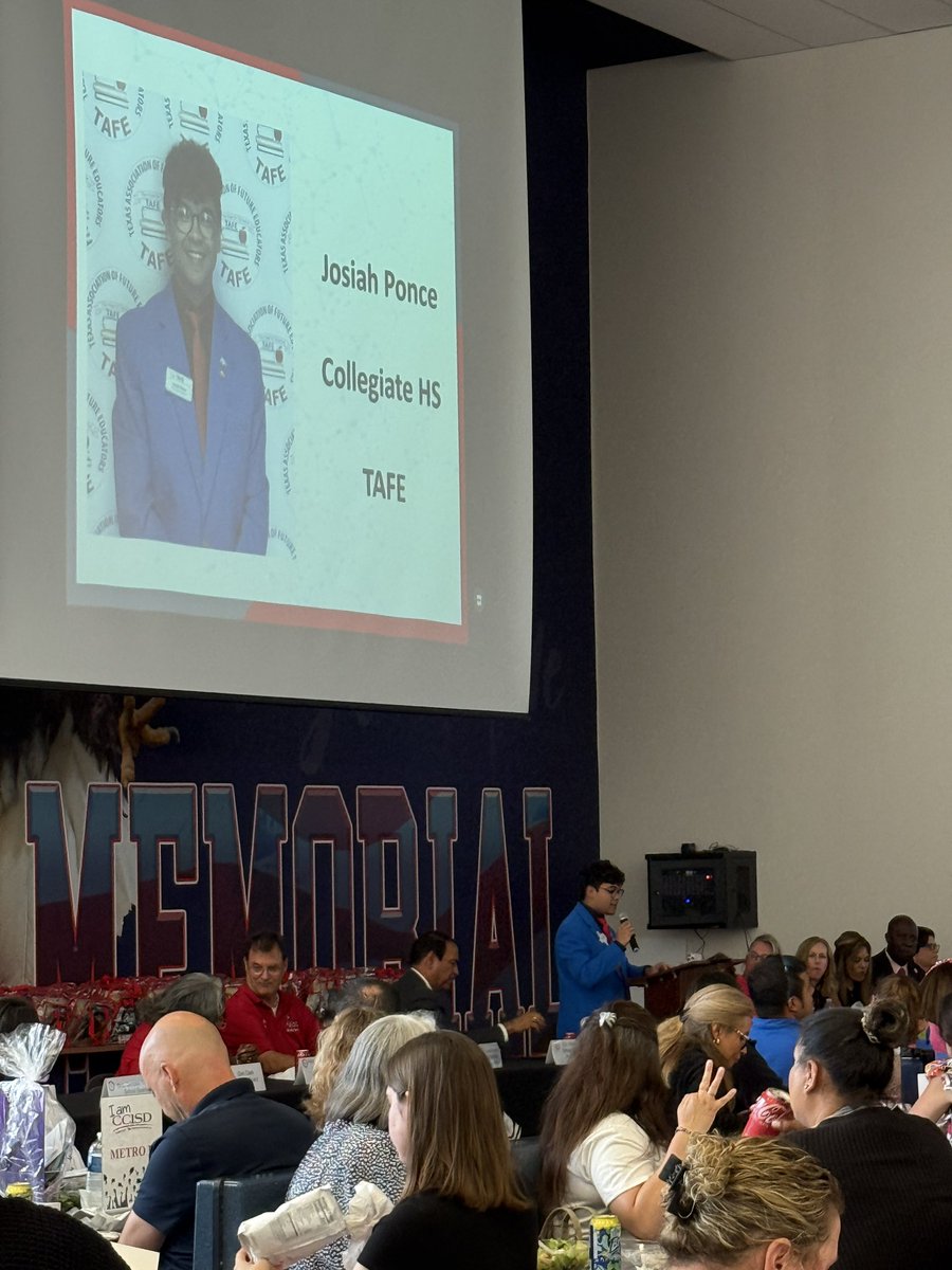 CTECCISD's tweet image. Super proud of our CTE students! Mercedes from Moody presenting at the Port of CC for her summer internship &amp;amp; Josiah from Collegiate TAFE being the keynote speaker at
New Teacher Orientation! CTE Strong!