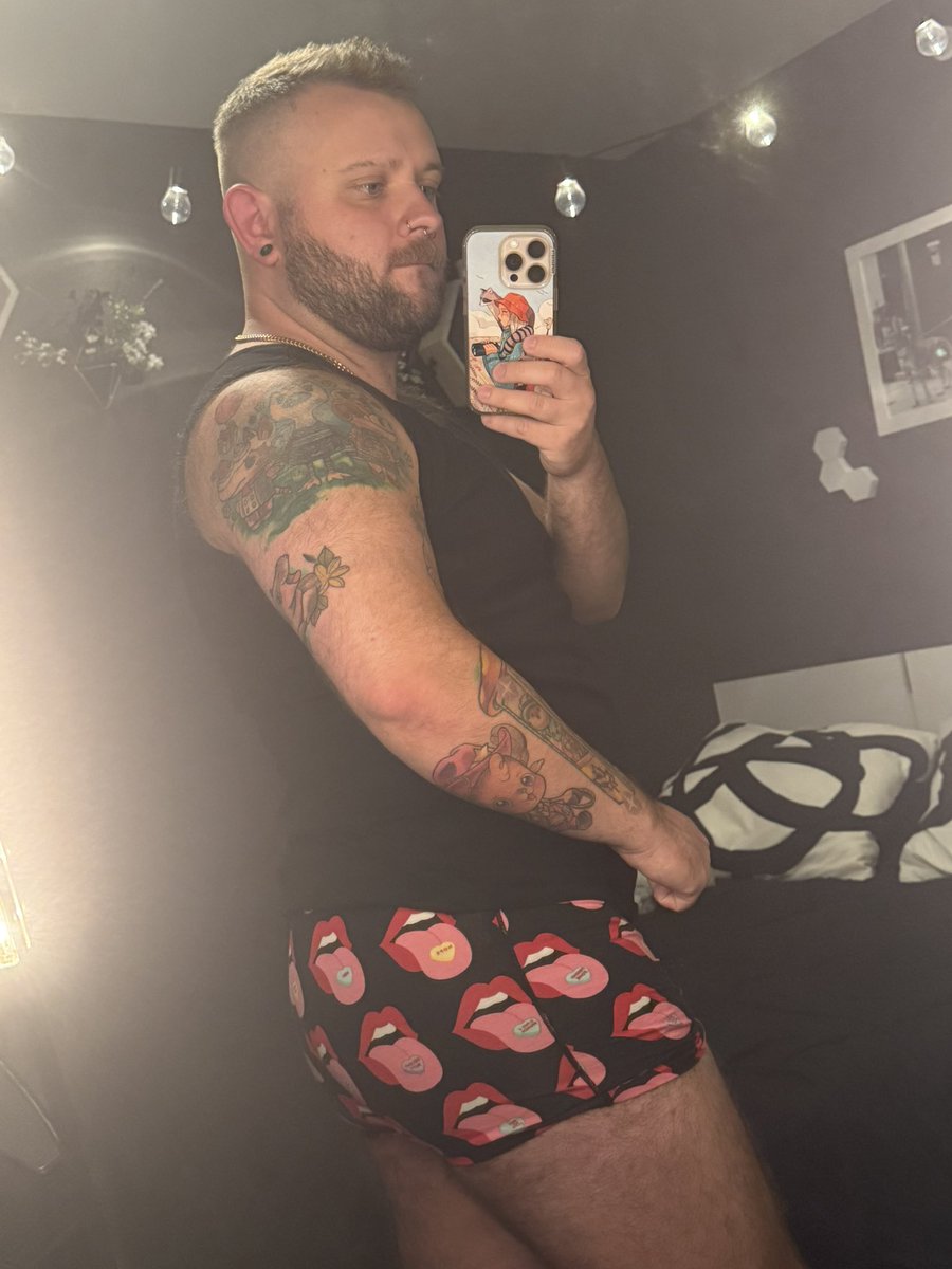 Nicholas tweet media