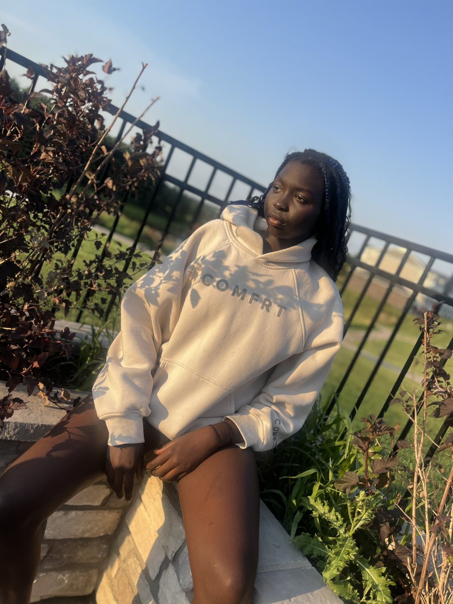 Excited to officially announce that I’m a brand ambassador for <a href="/comfrt/">Comfrt</a> — a brand that’s all about everyday luxury, self-expression, and feeling good in your skin. 🤍

Use my link/code to get 15% off your order in the bio! <3

#ComfrtPartner #BrandAmbassador #ComfrtStyle #15off