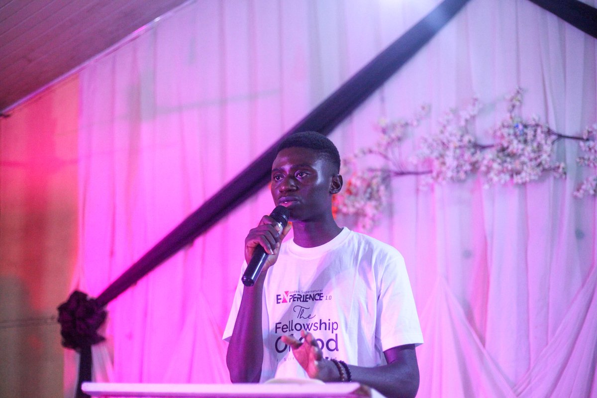ibsexperience's tweet photo. Here are some pictures from the convergence meeting we had last Friday🤗
If you are in Ibadan or In environments do not miss the next convergence meeting.
#ibse01 #Ibse #ibadanforjesus https://t.co/xBD6b28mqD