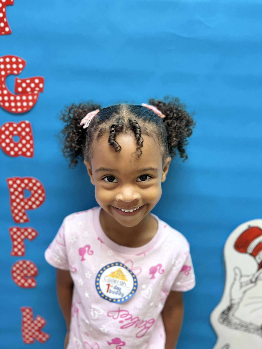 CommJacobs's tweet photo. Amazing #GaPreKFirstDay at @ChildcareNetwk in Miss Angela & Miss Maria’s class! 🌟 New friends, exciting discoveries, and joyful learning filled the day. They began exploring classroom expectations—responsible, respectful, and safe! 🍎📚 #FirstDayOfSchool #LearningAndGrowing https://t.co/fEdmgi6zfl
