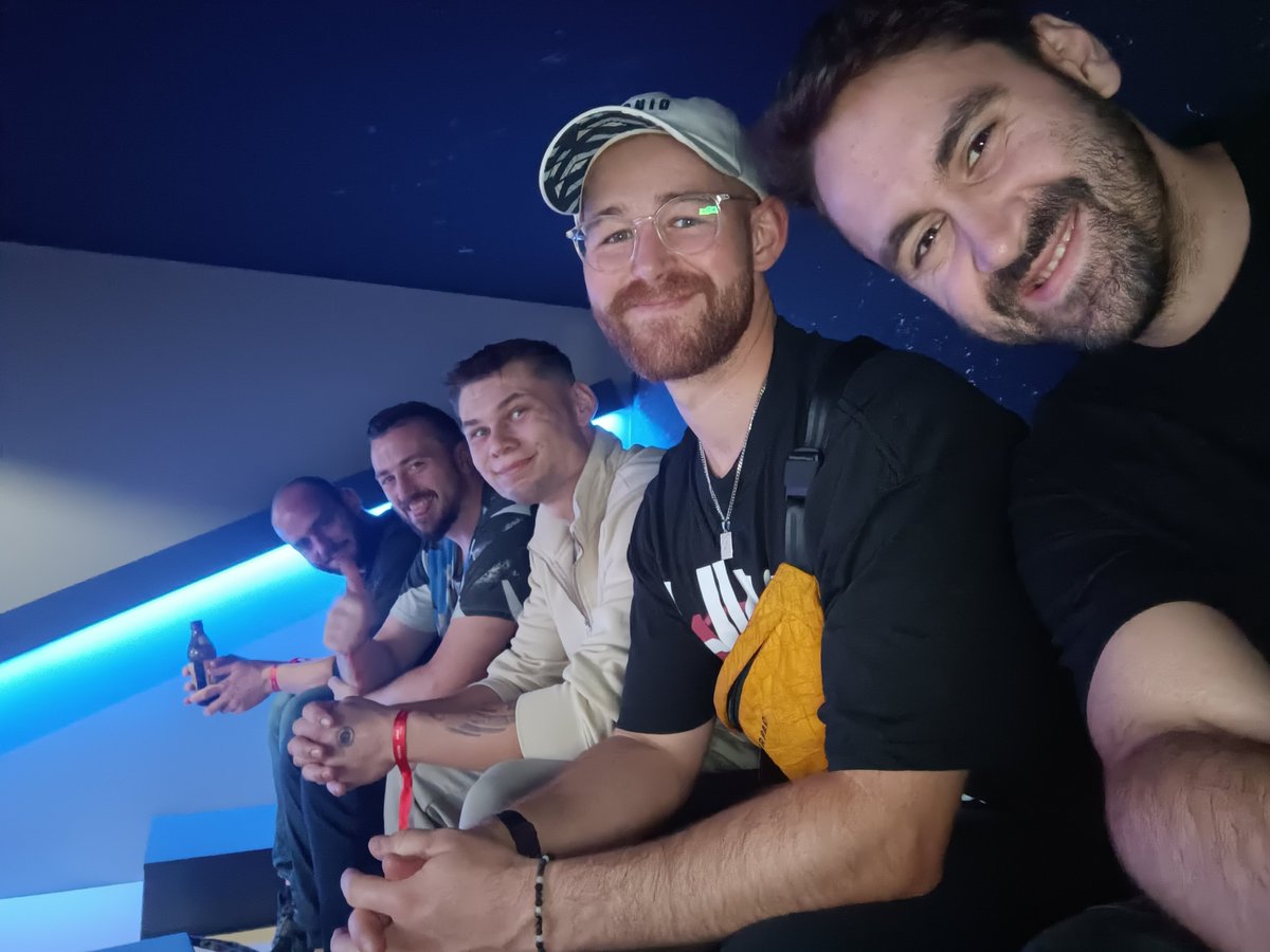 clocky (@clockhq1337) on Twitter photo Big shoutouts and thanks to <a href="/dachcs/">DACH CS Masters</a> <a href="/JFCbam/">JFCbam - Mr.Bam - Anton</a>
Was a pleasure to be at the <a href="/HLTVconfirmed/">HLTV Confirmed</a> Live Show.
Also meeting <a href="/MACHINEgg/">MACHINE //</a> was absolutely insane! Big shoutouts and thanks to <a href="/dachcs/">DACH CS Masters</a> <a href="/JFCbam/">JFCbam - Mr.Bam - Anton</a>
Was a pleasure to be at the <a href="/HLTVconfirmed/">HLTV Confirmed</a> Live Show.
Also meeting <a href="/MACHINEgg/">MACHINE //</a> was absolutely insane!
