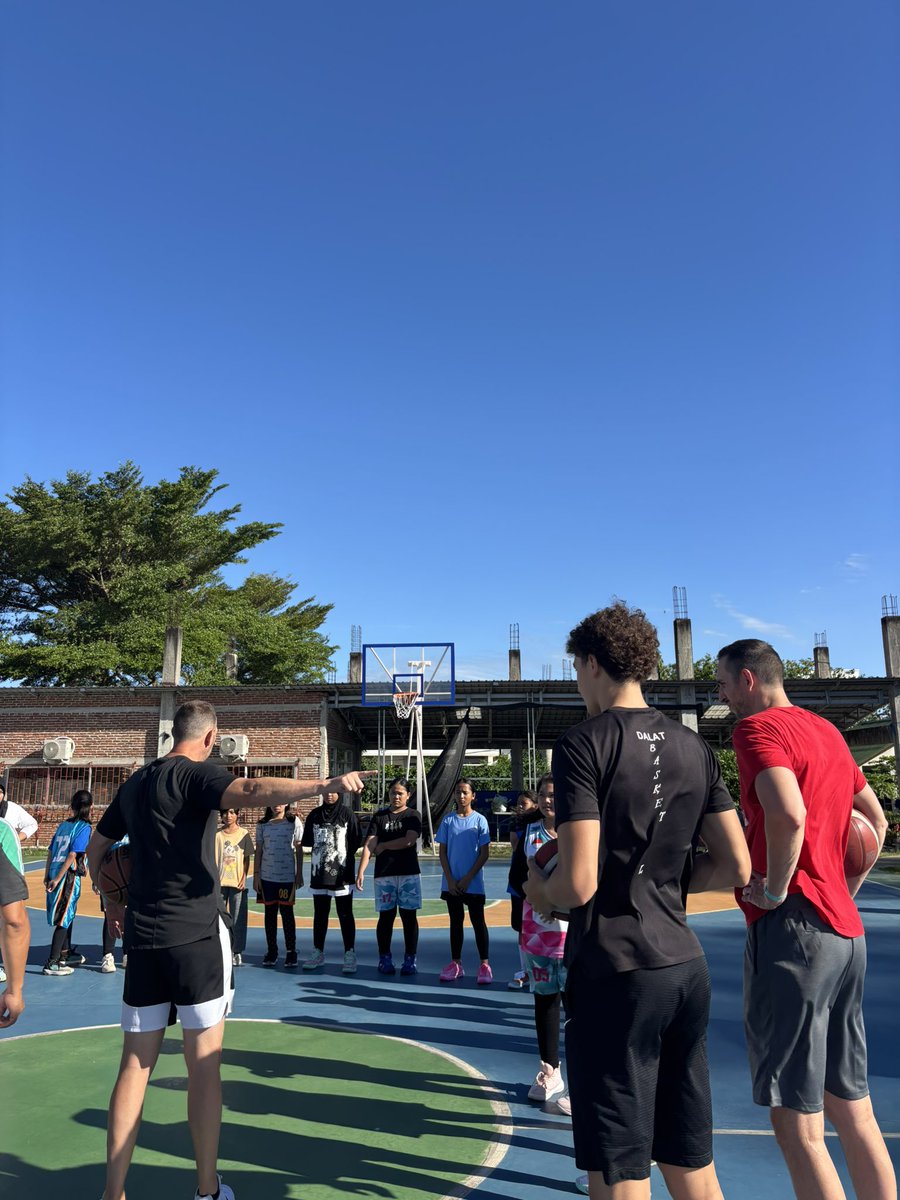 carnold512's tweet photo. Amazing basketball clinics in Banda Aceh, Indonesia and Penang, Malaysia! Thankful to have my brother and nephew on the trip and looking forward to next year! https://t.co/UTWTSEk6To