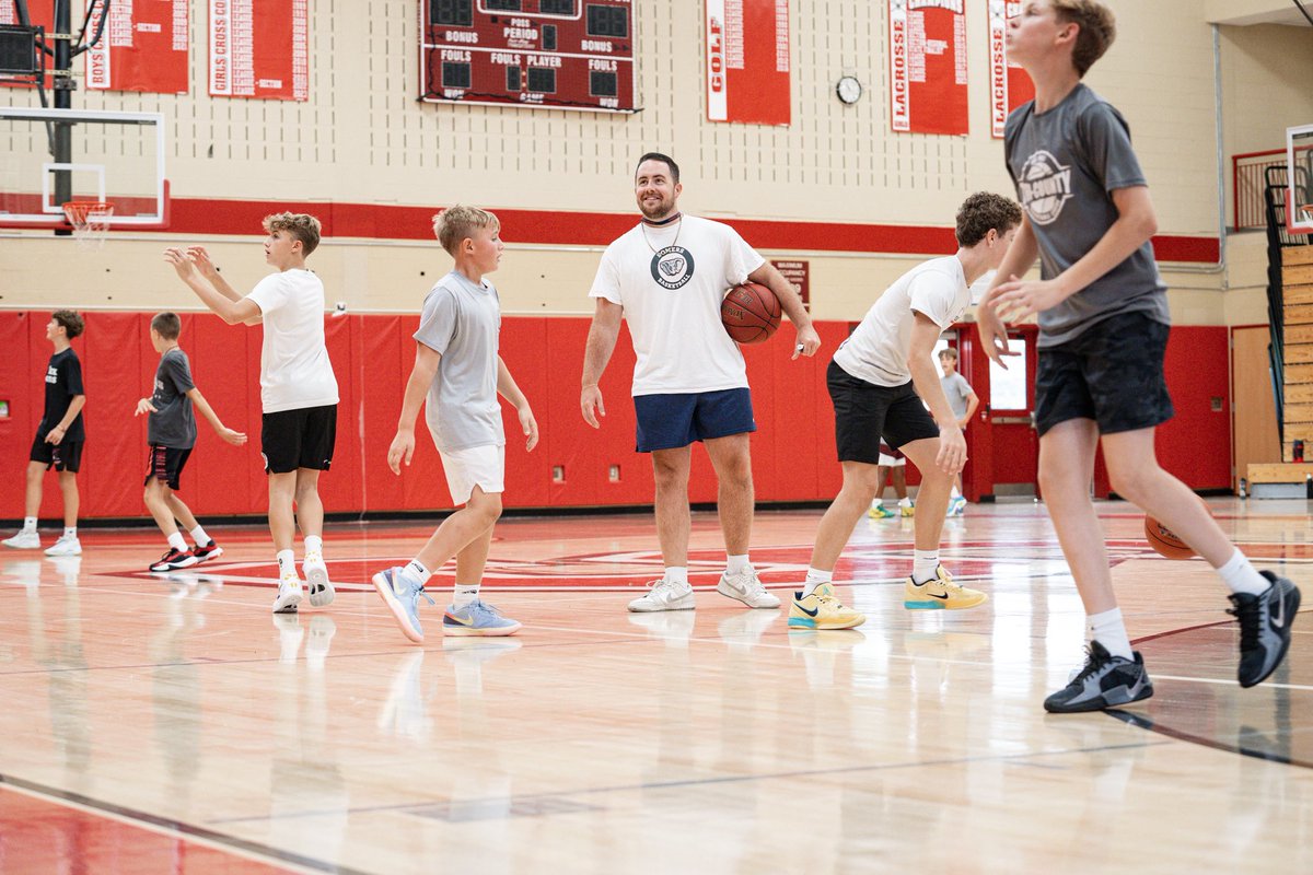 Coach James Loughran (@coach_loughran) on Twitter photo Just real grateful to do this. Last year in our first youth camp, 25 kids, this year 45+.
Thankful for this somers community and the support they show!!! What a great week of camp it was!!
<a href="/Somersboyshoops/">Somers Varsity Hoops</a> Just real grateful to do this. Last year in our first youth camp, 25 kids, this year 45+.
Thankful for this somers community and the support they show!!! What a great week of camp it was!!
<a href="/Somersboyshoops/">Somers Varsity Hoops</a>
